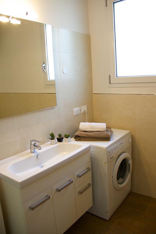 Residence La Perla Каорле Екстериор снимка