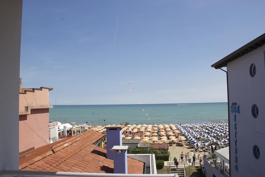 Residence La Perla Каорле Екстериор снимка